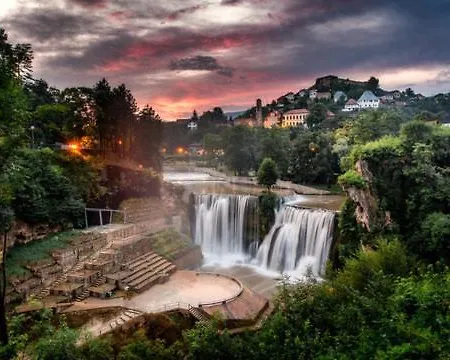 Апартаменты Pougarka *